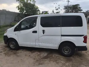 Nissan NV200 2014 White