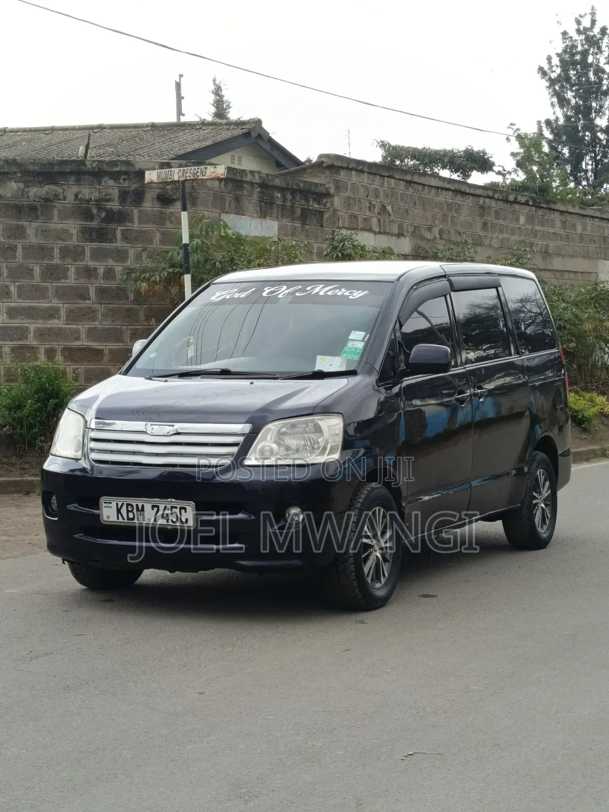 Toyota Noah 2005 Black