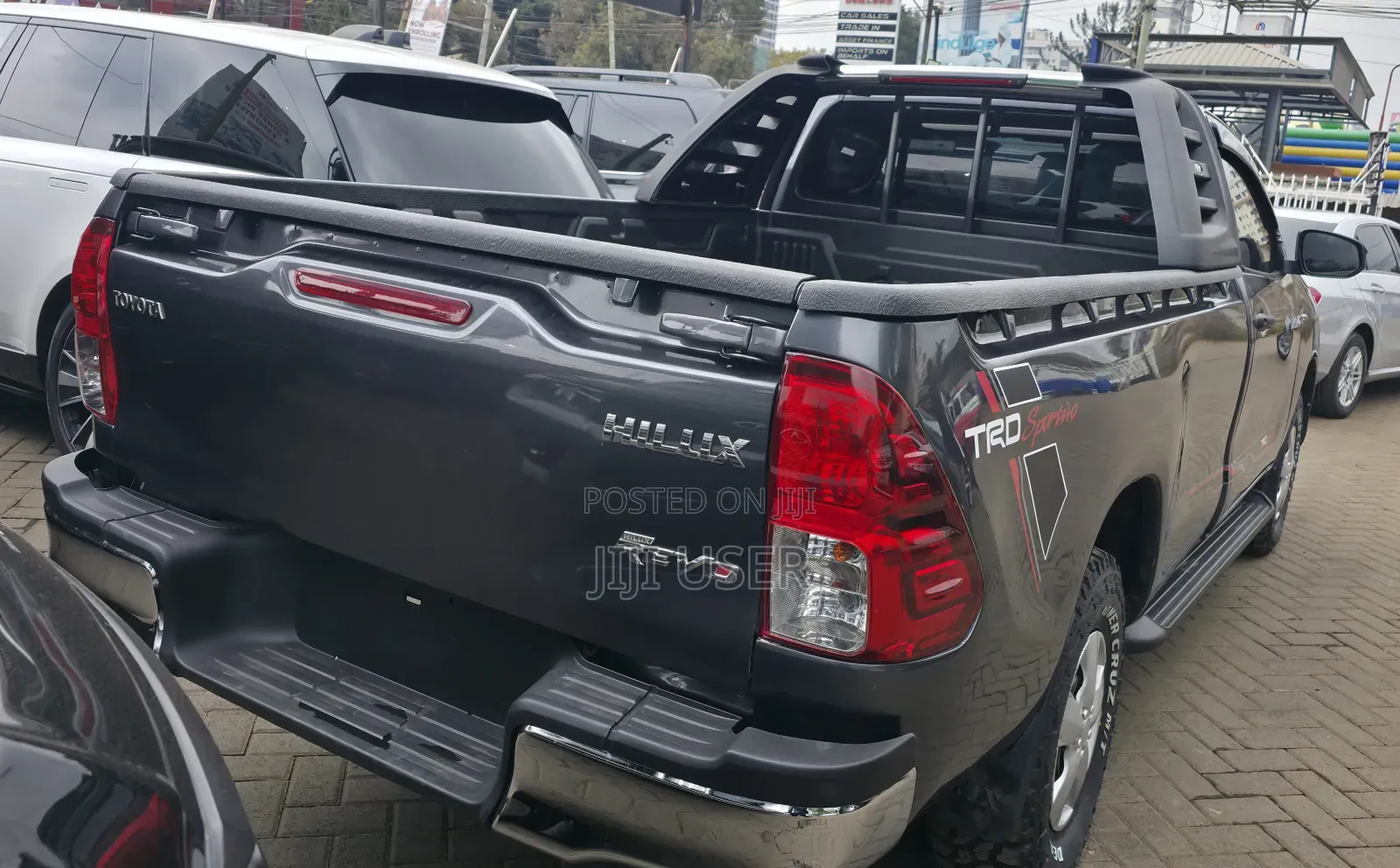 Toyota Hilux 2019 Gray