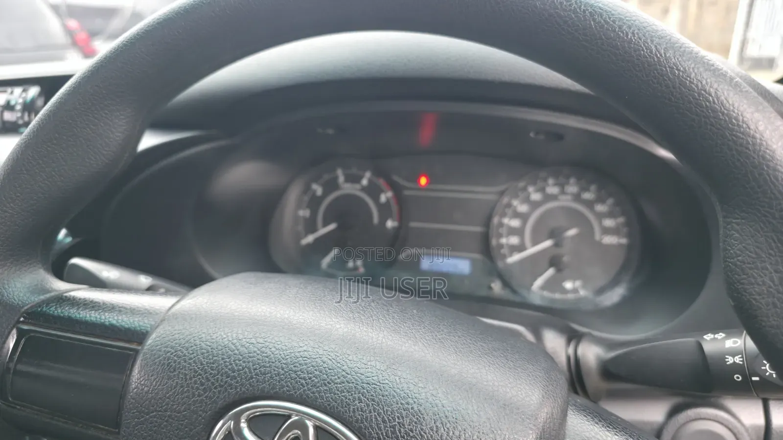 Toyota Hilux 2019 Gray
