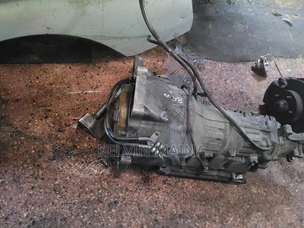 Gear Box Vanette 2wd