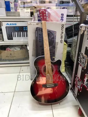 Universal 38" Cutaway Acoustic Guitar With High-Gloss Red Sunburst Fi