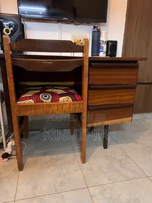 Study Desk Chair 1x0.5m