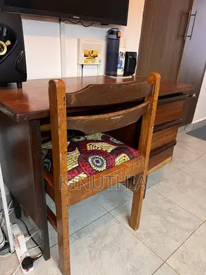 Study Desk Chair 1x0.5m