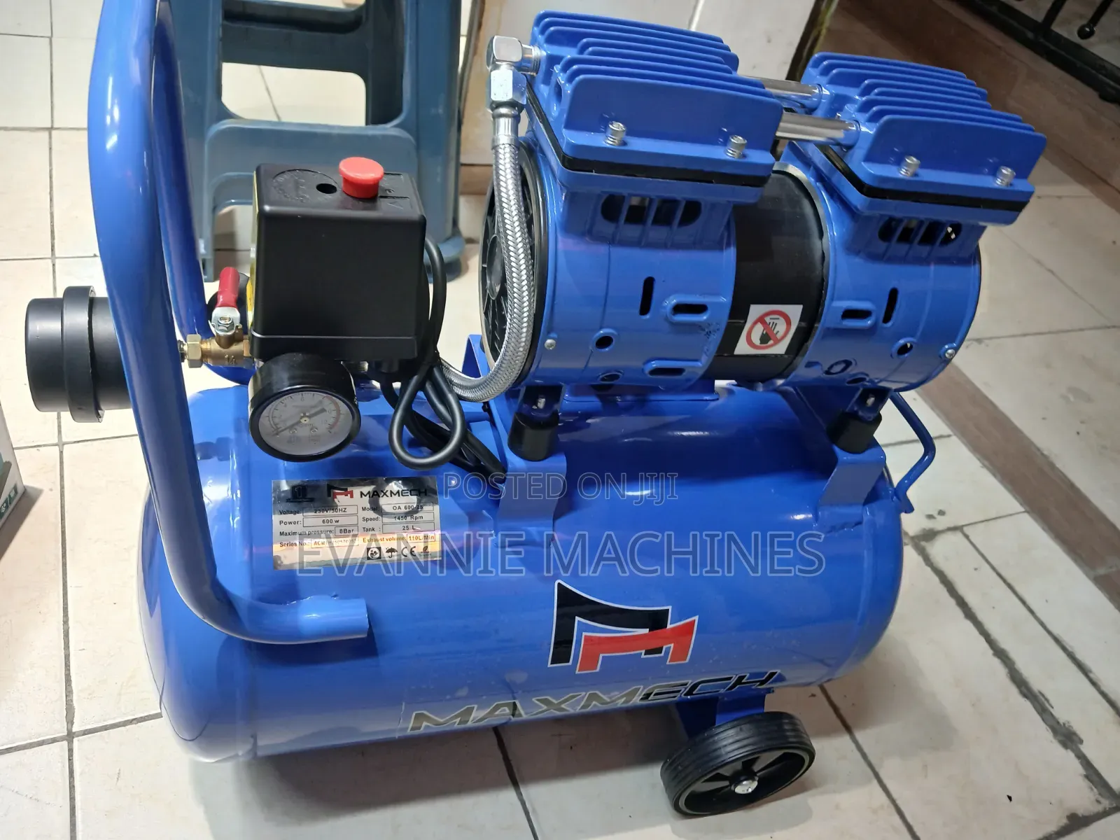 Maxmech Silent Air Compressure 25l