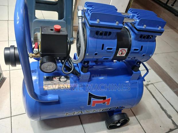 Maxmech Silent Air Compressure 25l