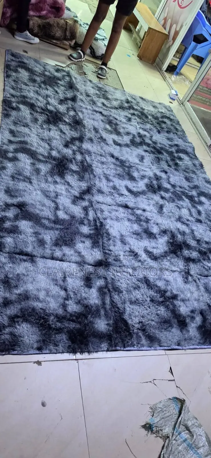 Soft Carpet, Effortless Beauty 7 by 10 Fluffy Carpets