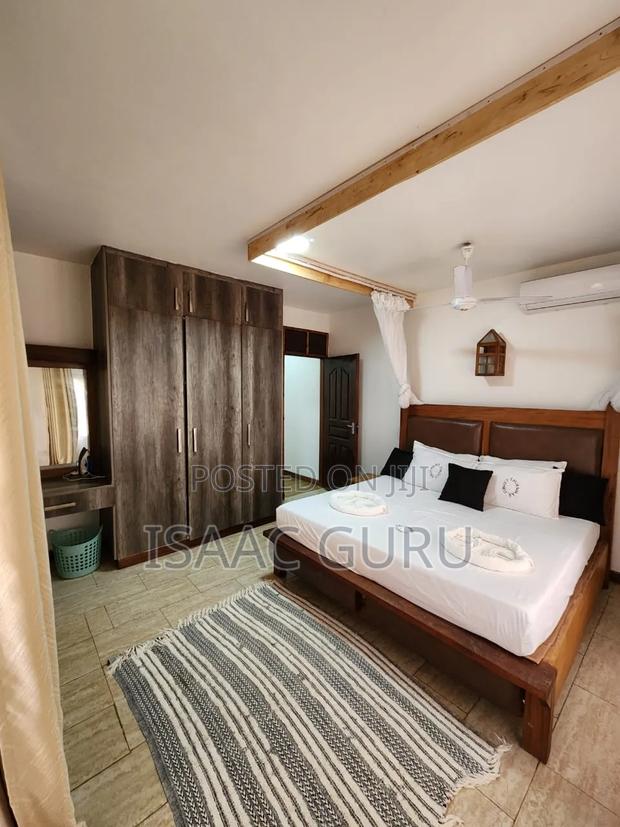 2bedroom Airbnb in Diani Near Carrefour