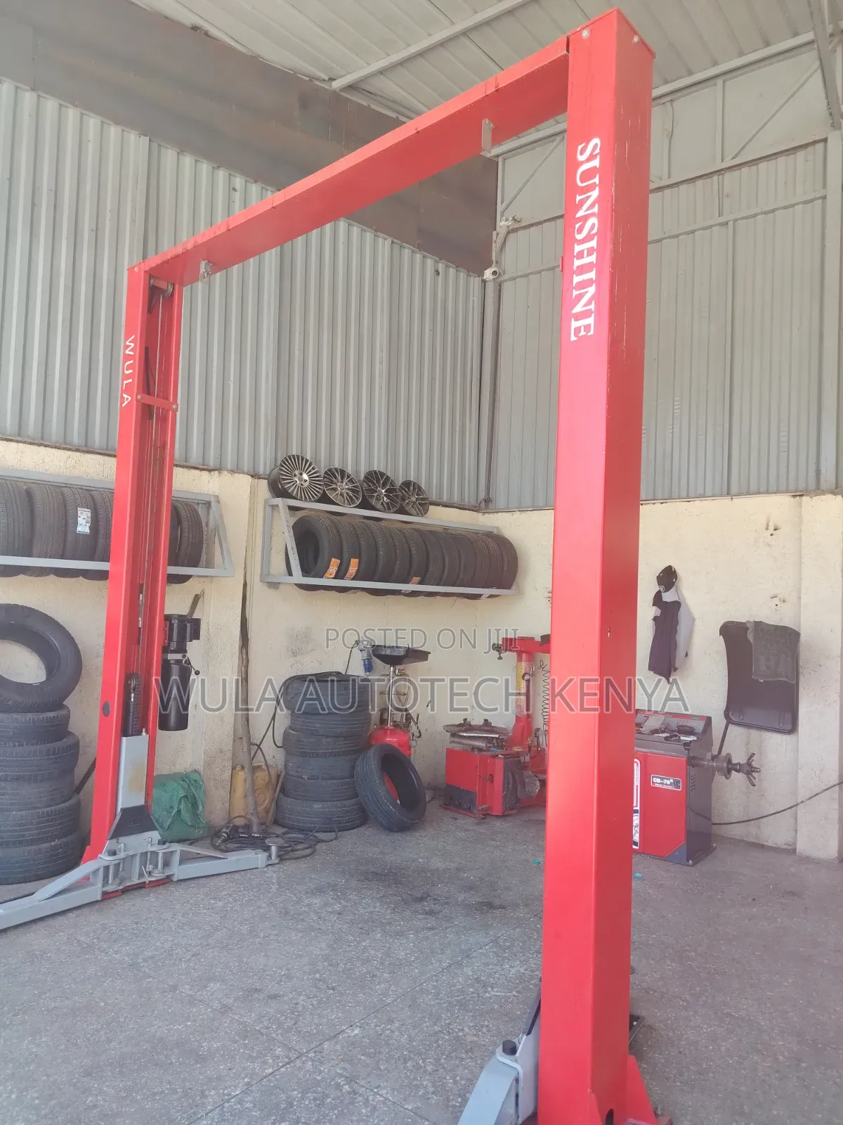 Exhaust Work and Underbody Maintenance 2post Carlift Sunshine