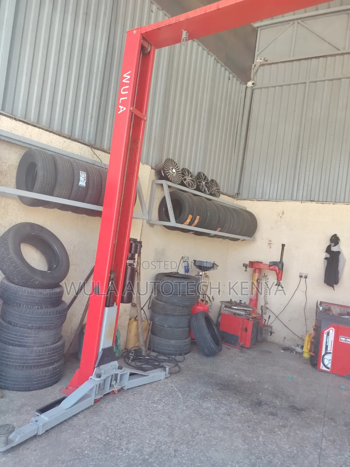 Exhaust Work and Underbody Maintenance 2post Carlift Sunshine