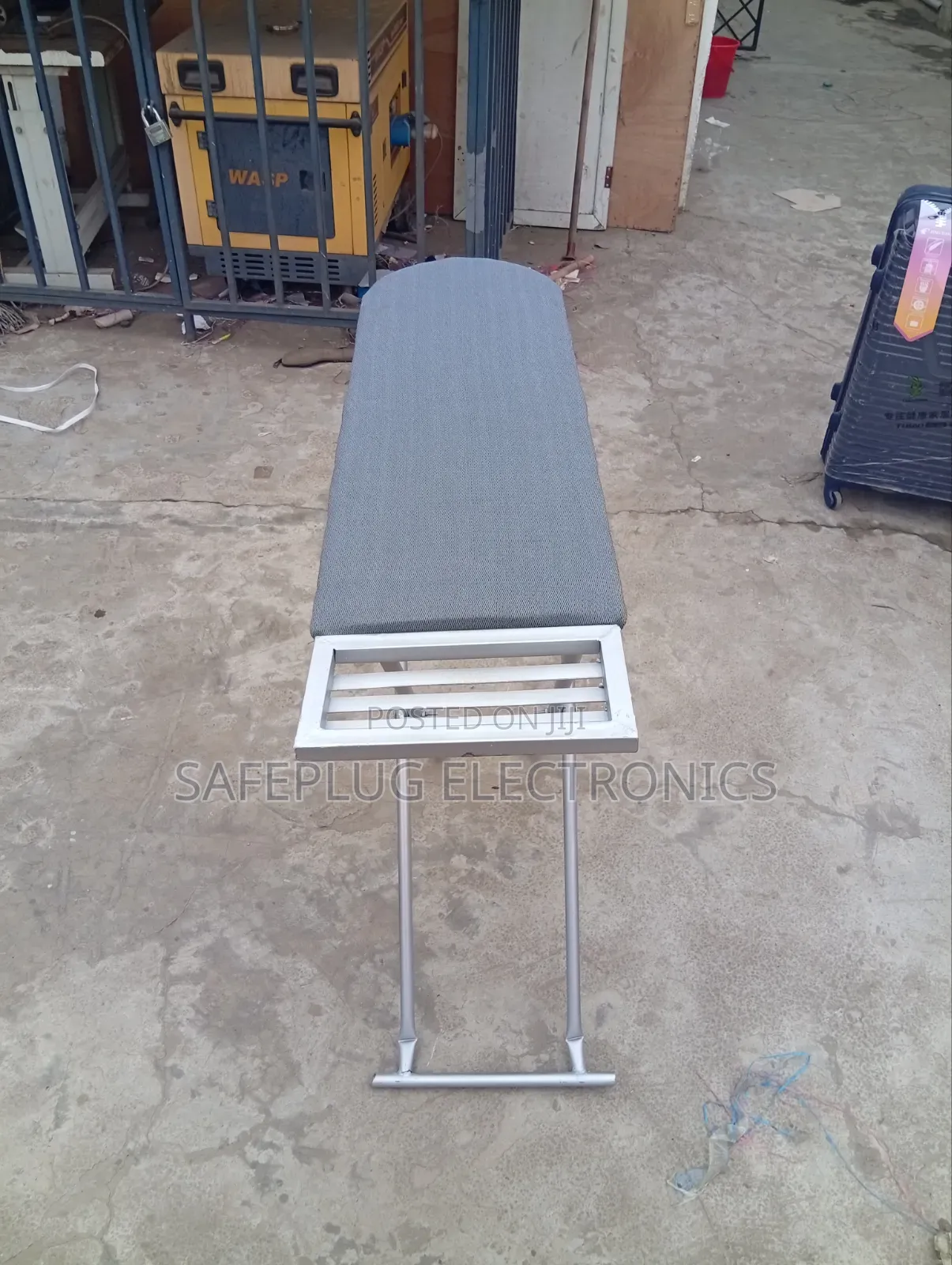 Heavy Duty Ironing Board – Foldable Metallic Clothes Ironing Stand