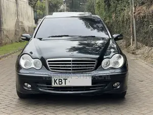 Mercedes-Benz C200 2005 Black