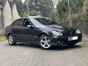 Mercedes-Benz C200 2005 Black