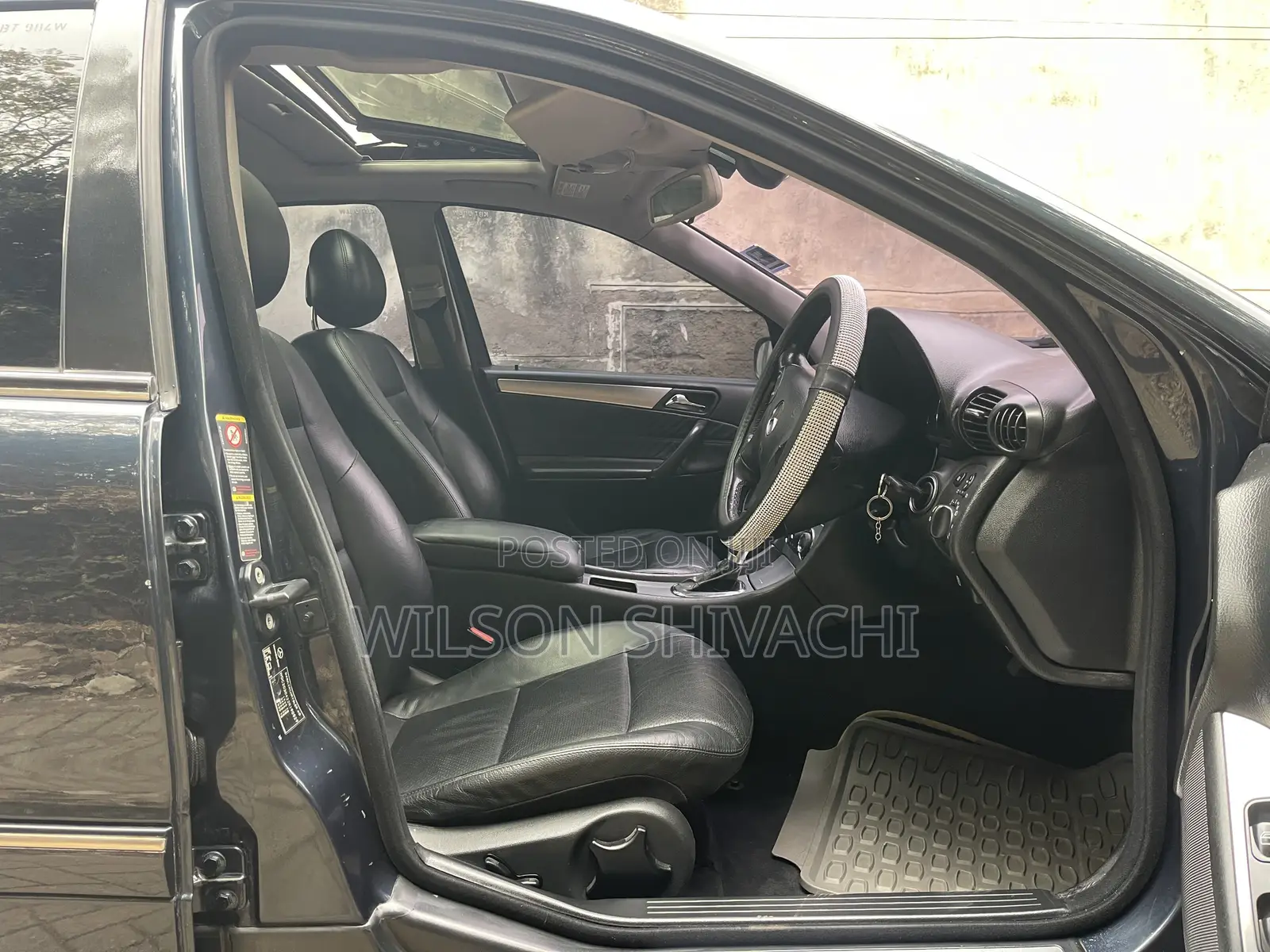 Mercedes-Benz C200 2005 Black