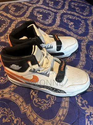 Sneaker Shoes