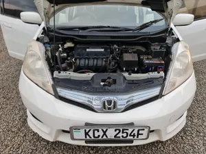 Honda Fit Shuttle 2012 White