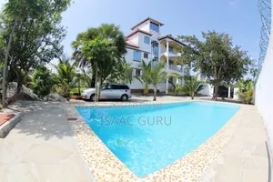 2-Bedroom Airbnb in Diani