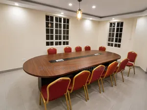 Diplomat Meeting Table