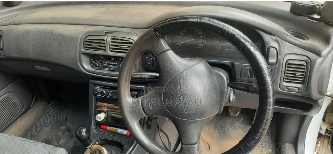 Subaru Impreza Wagon 1998 White