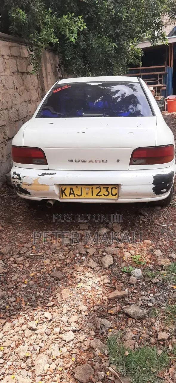Subaru Impreza Wagon 1998 White