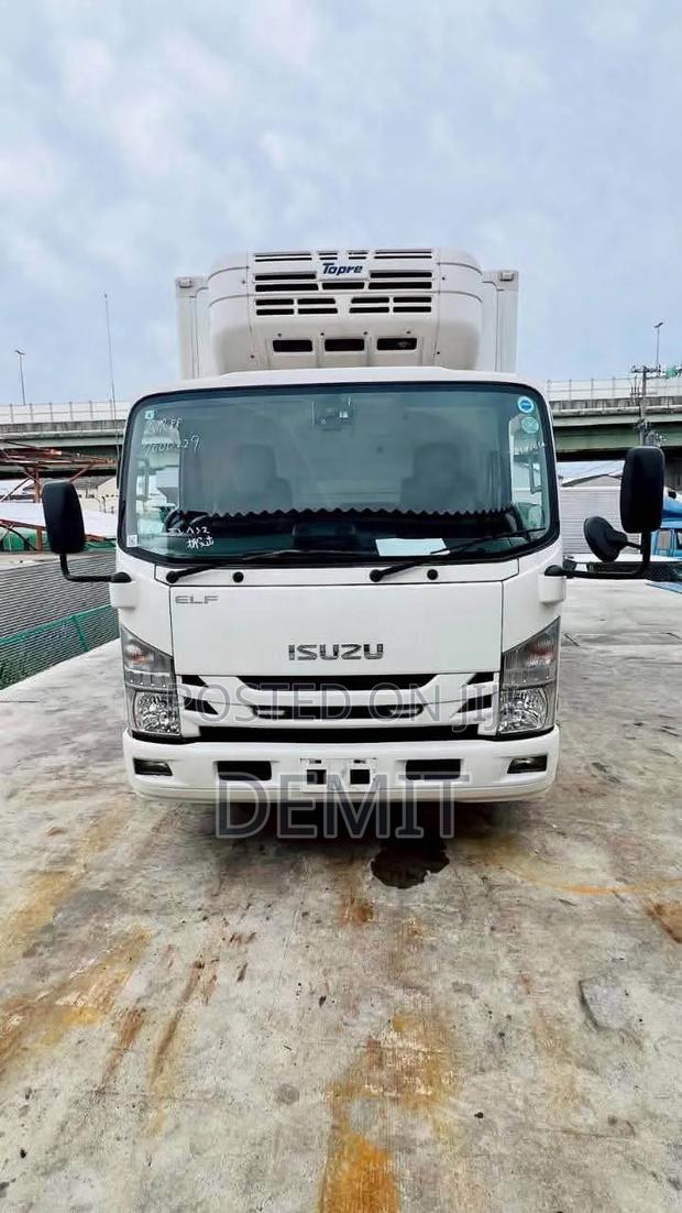Isuzu ELF Freezer Body 2020 Model