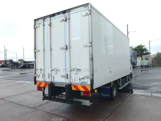 Isuzu ELF Freezer Body 2020 Model