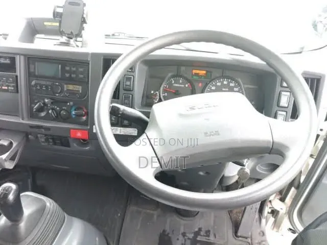 Isuzu ELF Freezer Body 2020 Model