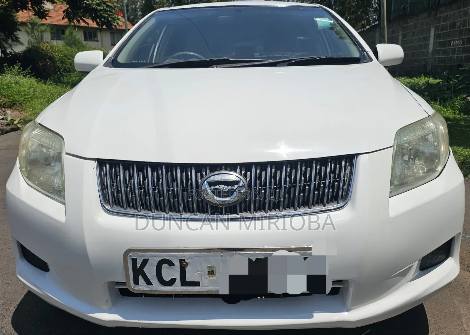 Toyota Axio 2010 White