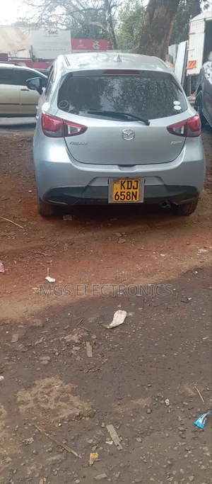 Mazda Demio 2018 Gray