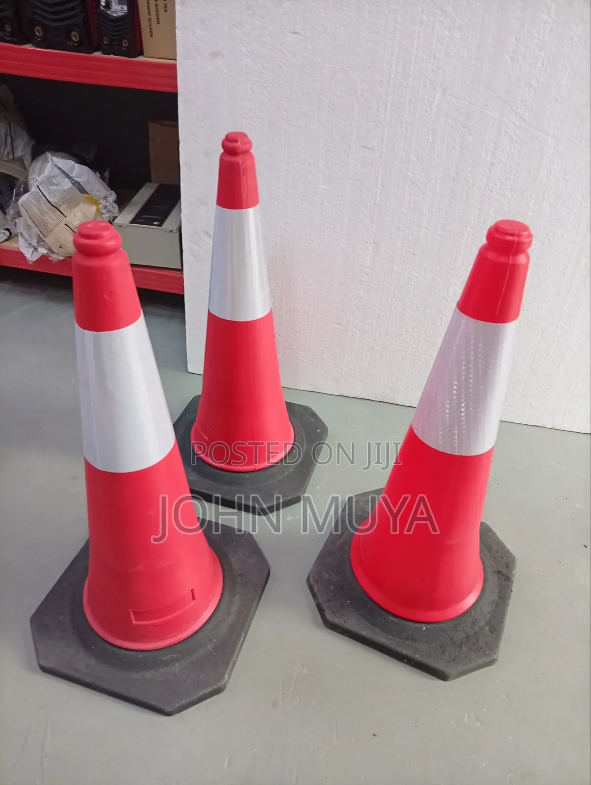 New Arrivals!! Heavy Duty Reflective Barricades Cones/Road Cones