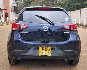 Mazda Demio 2016 Blue