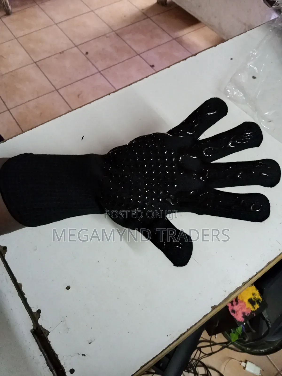 Barbecue Gloves Extremely Heat Resistant / Oven Glove