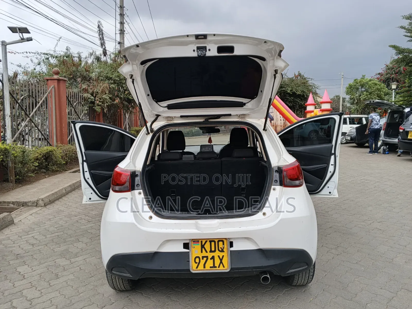 Mazda Demio 2017 White