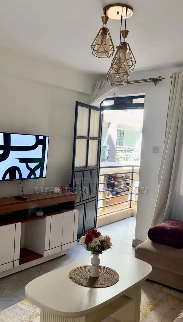 Cozy 1bedroom Airbnb Unit in Muthiga. Parking/Swimming Pool/Mall
