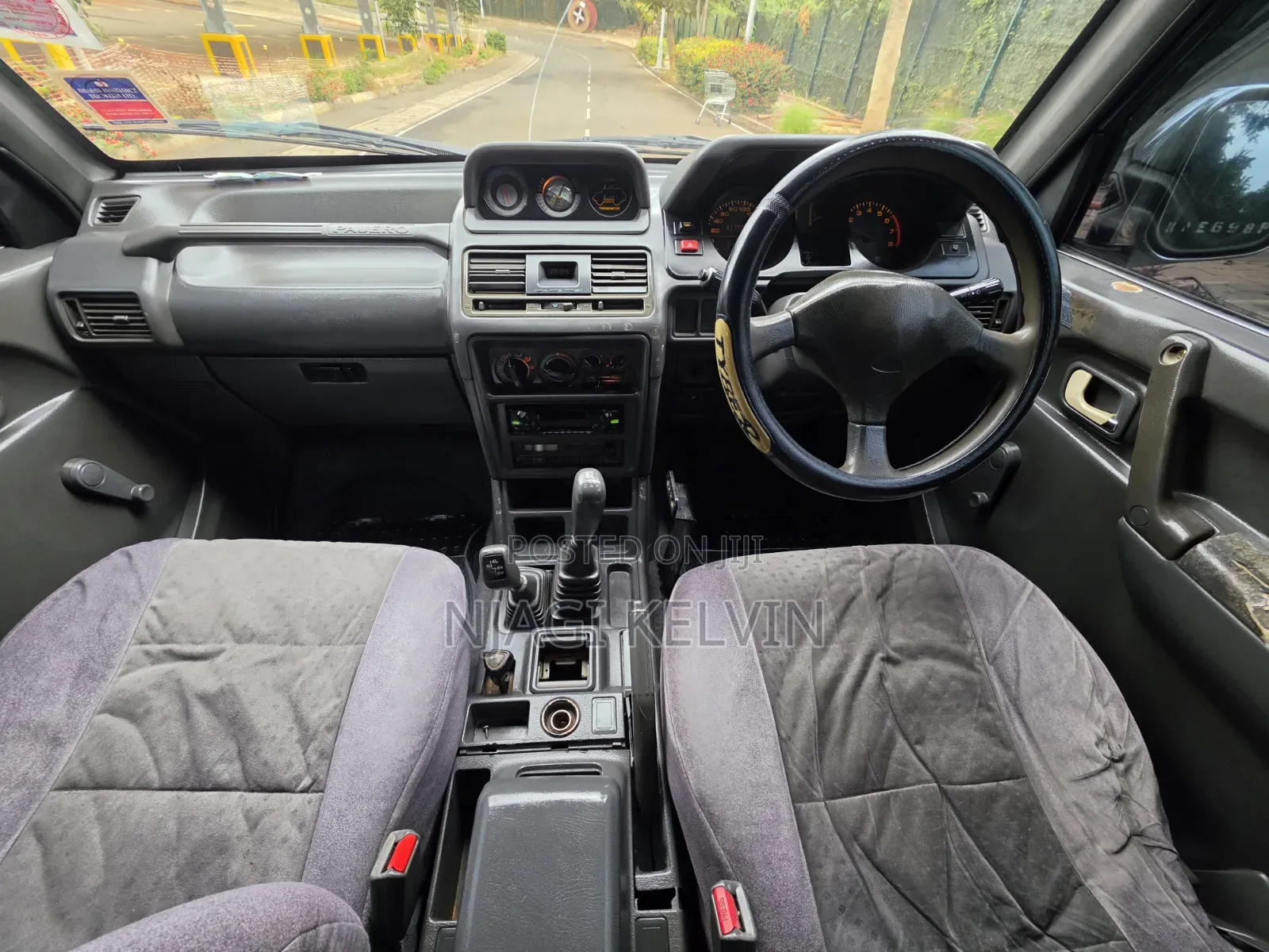 Mitsubishi Pajero 1995 Blue