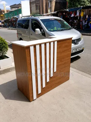 Reception Desk-Standing Up Reception Desk