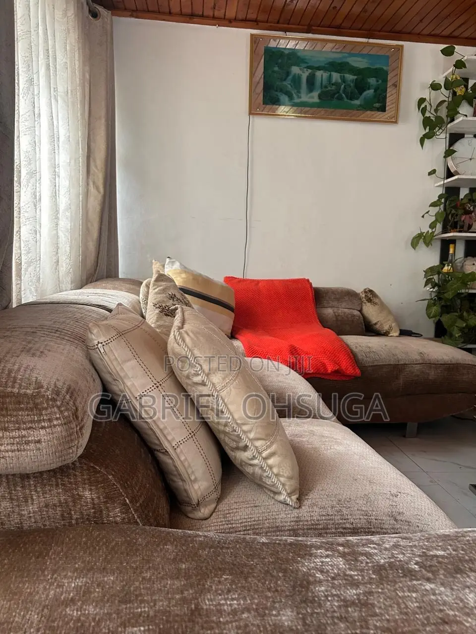 2-Piece Comfortable Fabric Sofa Set-Gently Used|ksh 90000