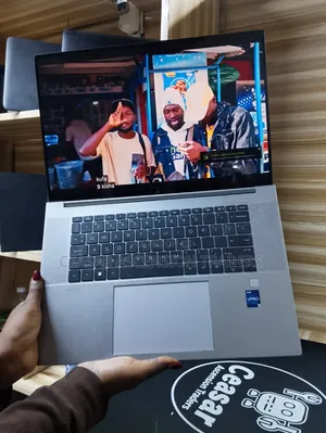 Laptop HP ZBook Studio 32GB Intel Core i9 SSD 512GB