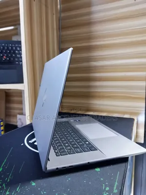 Laptop HP ZBook Studio 32GB Intel Core i9 SSD 512GB