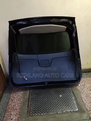Rear Gate Nissan Wingroad Y12