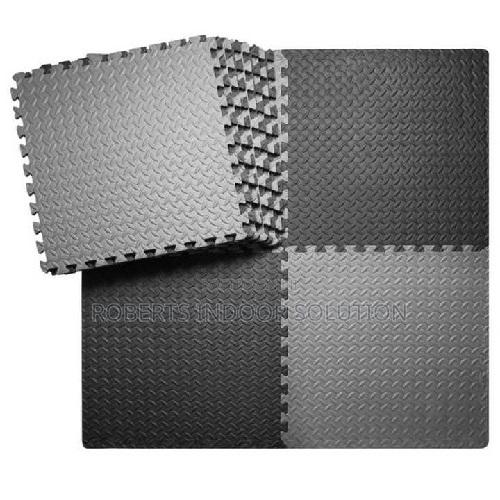 Easy to Setup Interlocking Mats - thumbnail 2