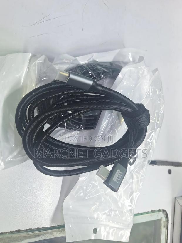 Type C Cable 3.2Gen 10gbps Speed 100W Charge Right Angle Bend