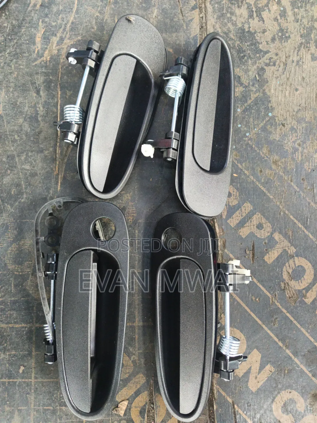 Toyota 102/100 Outer Door Handles Available