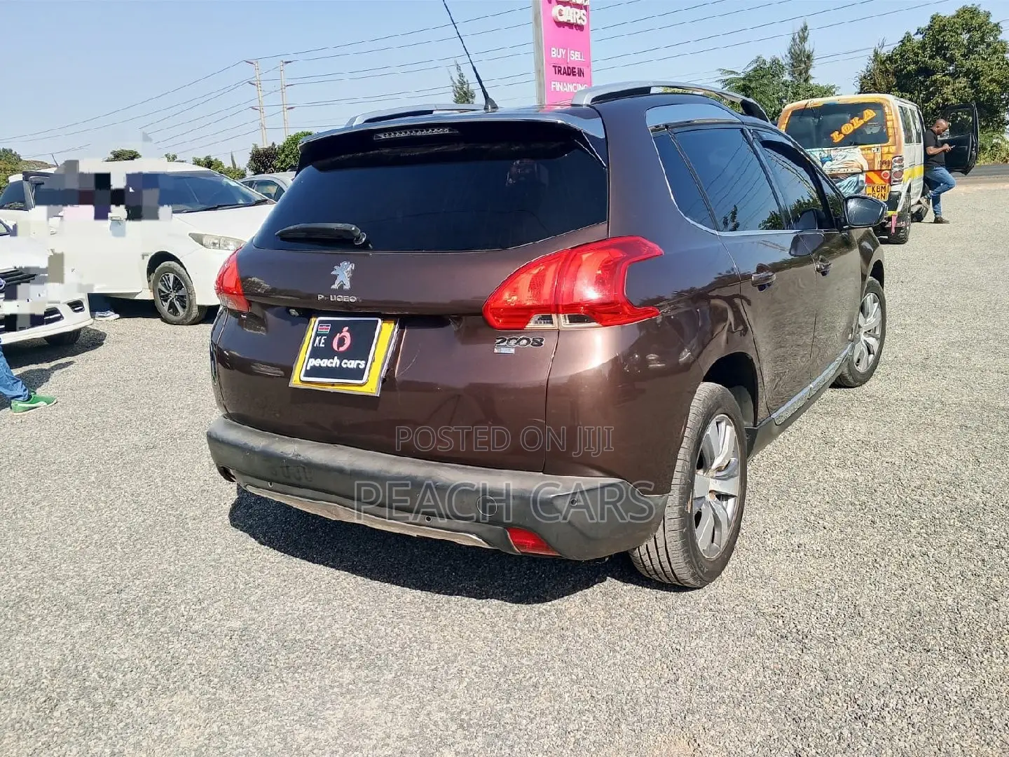 Peugeot 2008 2018 Brown