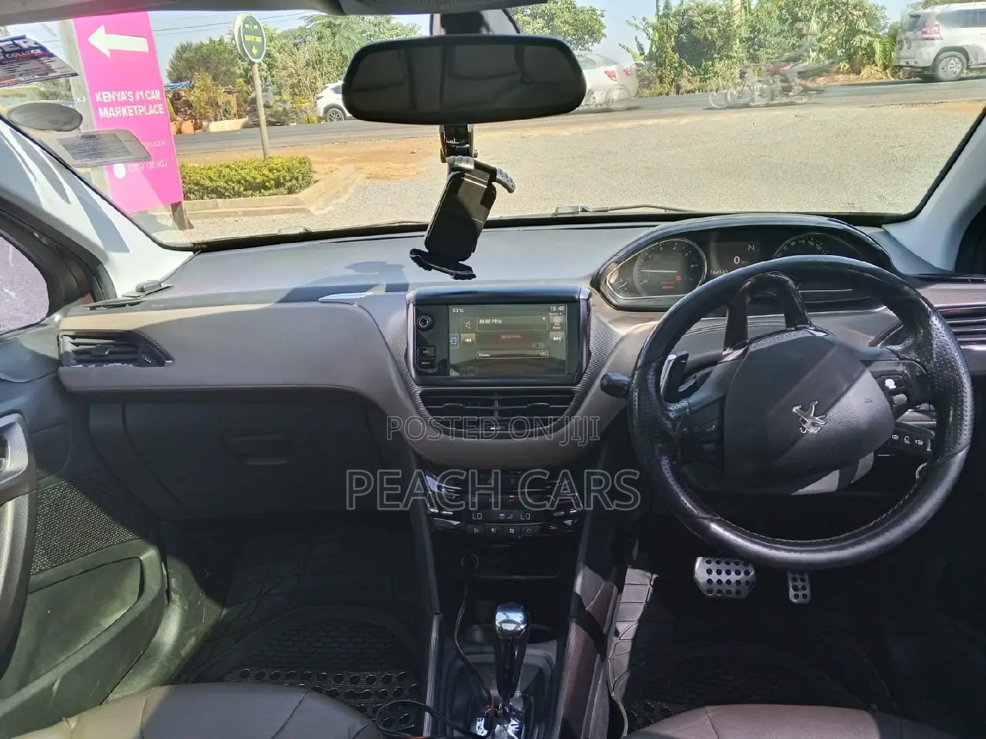 Peugeot 2008 2018 Brown
