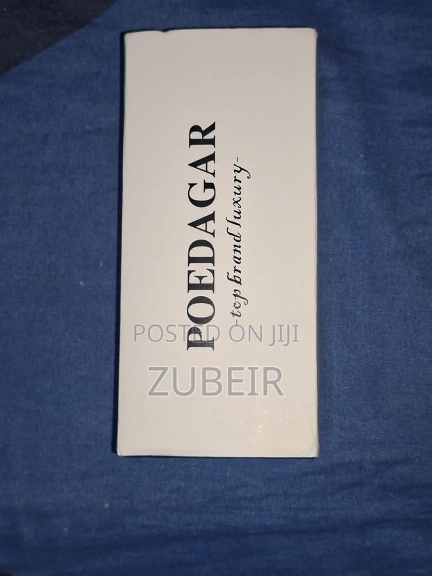 Poedagar Watch