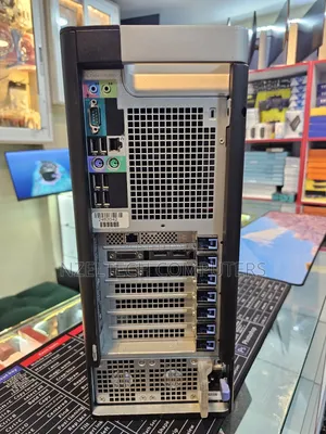 Desktop Computer Dell Precision 5810 16GB Intel Xeon HDD 500GB