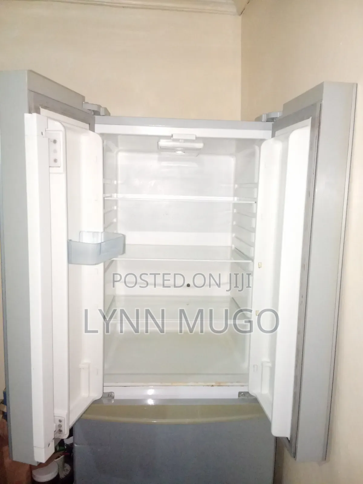 Used Newmatic Built in Fridge+, Model F4 309s).