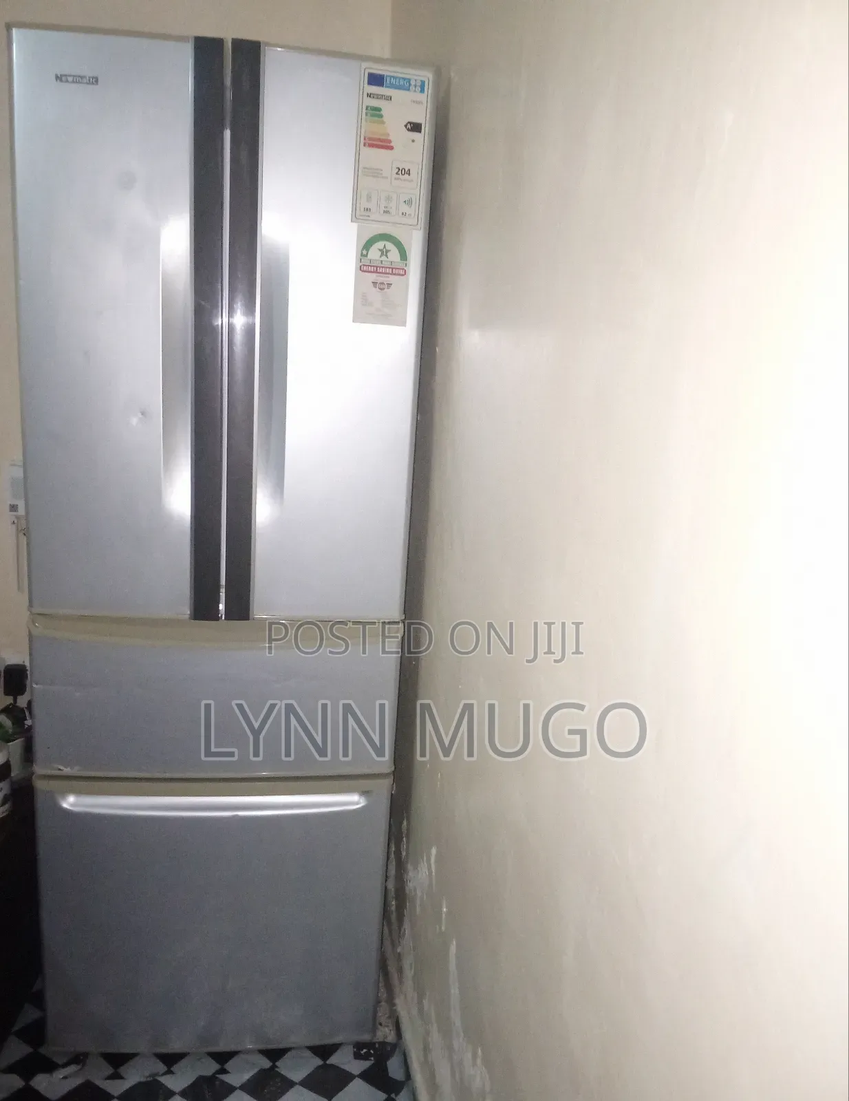 Used Newmatic Built in Fridge+, Model F4 309s).