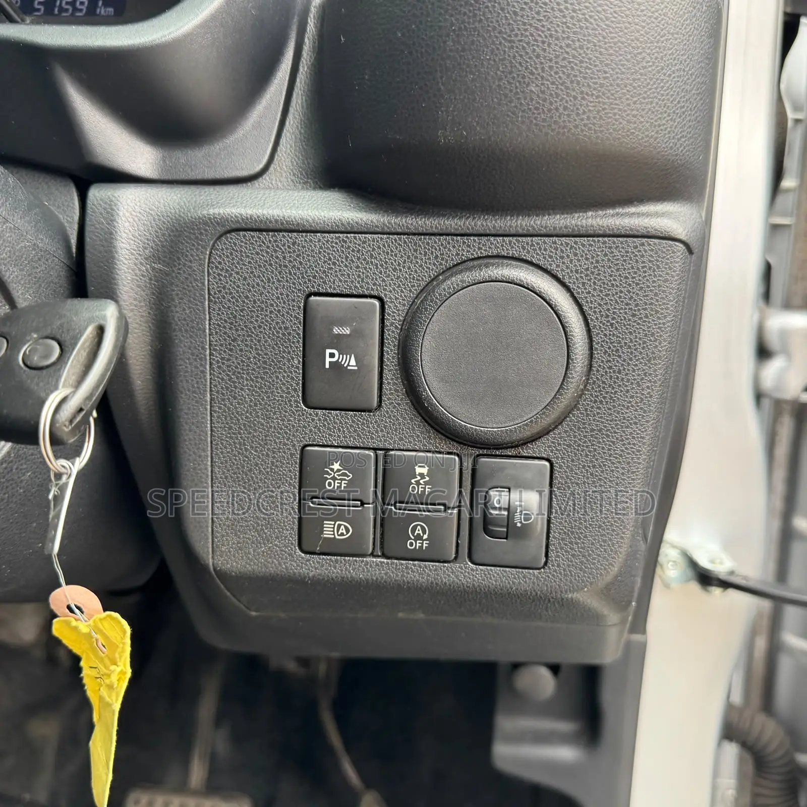 Toyota Pixis 2019 Silver